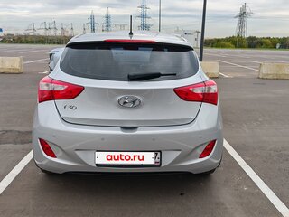 2013 Hyundai i30 II, серебристый, 940000 рублей, вид 5