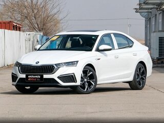 2023 Skoda Octavia IV (A8), белый, 2190000 рублей, вид 1
