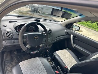 2010 Chevrolet Aveo I Рестайлинг, серебристый, 550000 рублей, вид 5