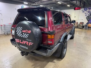 1993 Toyota Hilux Surf II Рестайлинг, красный, 740000 рублей, вид 3