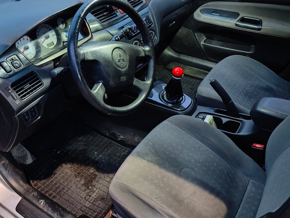 2004 Mitsubishi Lancer IX, серый, 299999 рублей - вид 10