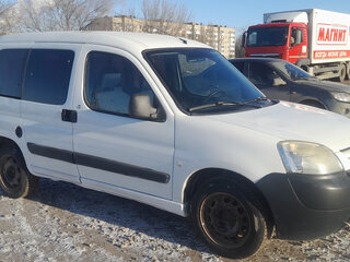 2010 Peugeot Partner I Рестайлинг, белый, 324000 рублей, вид 2