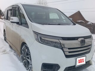 2019 Honda Stepwgn Spada V Рестайлинг, белый, 2550000 рублей, вид 3