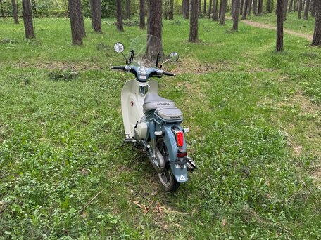 2023 Honda Super Cub, серебристый, 360000 рублей, вид 2