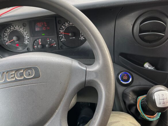 2008 Iveco Daily, белый, 680000 рублей - вид 8