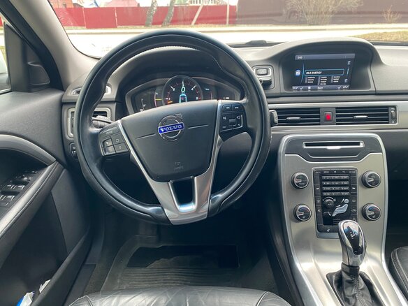 2014 Volvo XC70 II Рестайлинг, белый, 1805000 рублей - вид 7