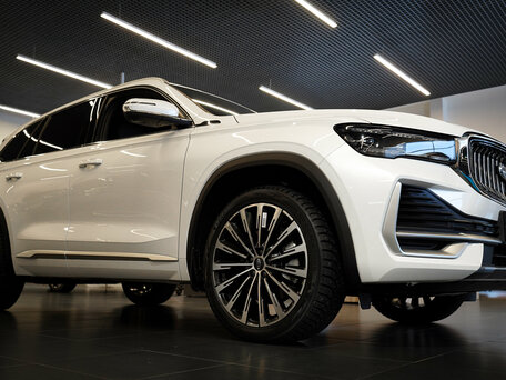 2026 Geely Monjaro I, белый, 4954990 рублей, вид 5