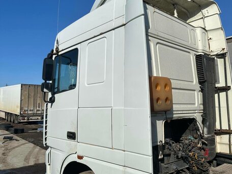 2002 DAF XF 95, белый, 850000 рублей, вид 3