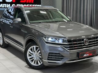 2019 Volkswagen Touareg III, серый, 3890000 рублей, вид 5