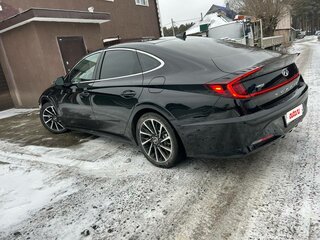 2019 Hyundai Sonata VIII (DN8), чёрный, 2150000 рублей, вид 4