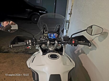 2018 Triumph Tiger 800, белый, 970000 рублей, вид 4