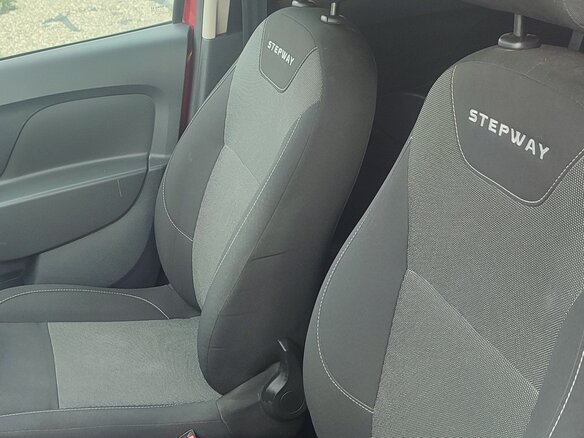 2019 Renault Logan Stepway II Рестайлинг, красный, 1400000 рублей - вид 5