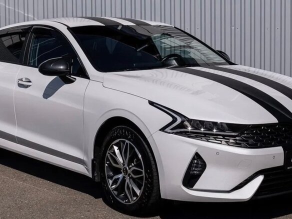2021 Kia K5 III, белый - вид 4