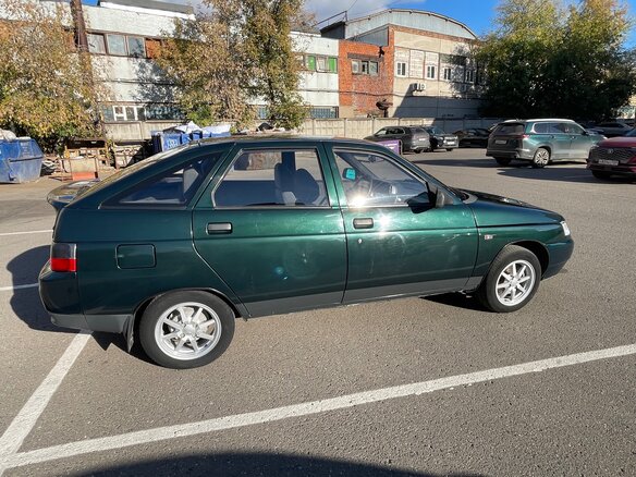 2002 Lada (ВАЗ) 2112, зелёный, 480000 рублей - вид 3