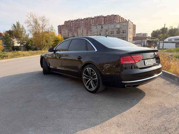2012 Audi A8 Long III (D4), чёрный, 2700000 рублей - вид 4