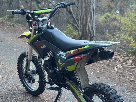 2025 BSE EX 125, зелёный, 74999 рублей, вид 4