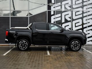 2023 Volkswagen Amarok II, чёрный, 7993000 рублей, вид 5