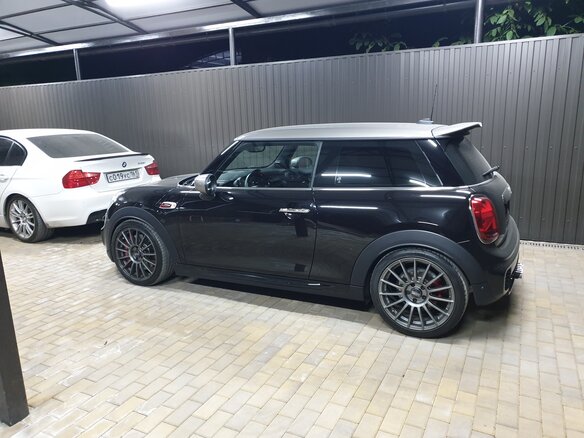 2020 Mini Hatch JCW III (F55/F56) Рестайлинг, чёрный, 4200000 рублей - вид 9