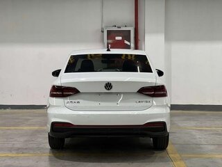 2022 Volkswagen Lavida III, белый, 1400000 рублей, вид 5