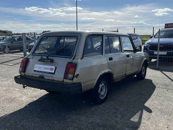2012 Lada (ВАЗ) 2104, бежевый, 70000 рублей - вид 14
