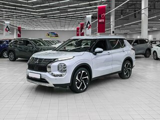 Mitsubishi Outlander IV
