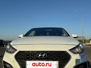 2018 Hyundai Solaris II, белый, 733000 рублей, вид 2