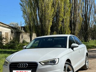 2014 Audi A3 III (8V), белый, 1650000 рублей, вид 3