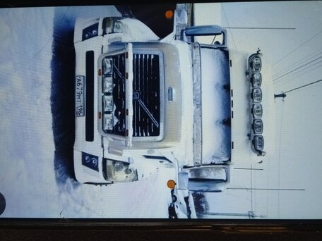 2008 Volvo VNL, белый, 2500000 рублей, вид 2