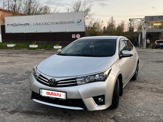 2013 Toyota Corolla XI (E160, E170, E180), серебристый, 1000000 рублей, вид 4