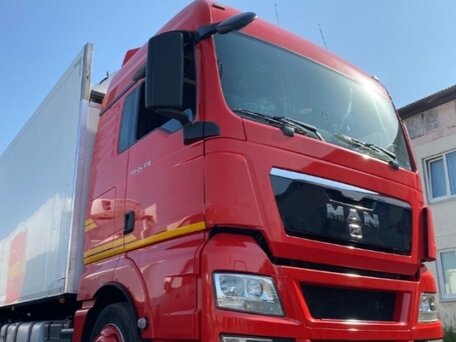 2010 MAN TGX, красный, 3500000 рублей, вид 3