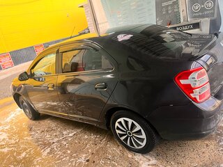 2013 Chevrolet Cobalt II, чёрный, 399000 рублей, вид 2
