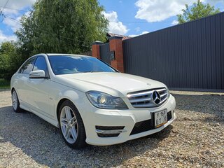 2012 Mercedes-Benz C-Класс 200 III (W204) Рестайлинг, белый, 1400000 рублей, вид 2