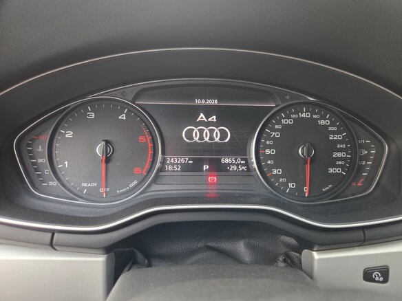 2016 Audi A4 ultra V (B9), чёрный, 2150000 рублей - вид 5