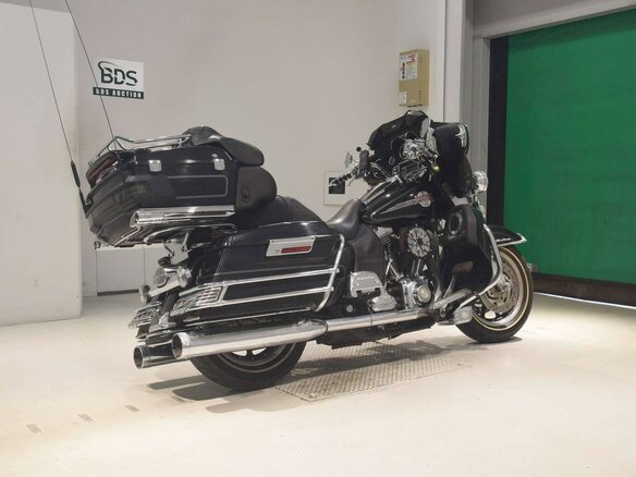 2006 Harley-Davidson Electra Glide, чёрный, 749000 рублей - вид 4