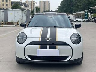 2024 Mini Hatch E IV (F65/F66/J01), белый, 3385000 рублей, вид 2