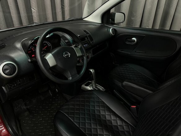 2013 Nissan Note I Рестайлинг, красный, 779777 рублей - вид 4