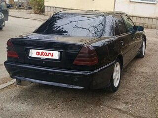 1999 Mercedes-Benz C-Класс 200 I (W202) Рестайлинг, чёрный, 450000 рублей, вид 2