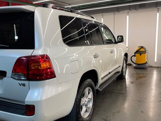 2012 Toyota Land Cruiser 200 Series Рестайлинг 1, белый, 3500000 рублей, вид 4