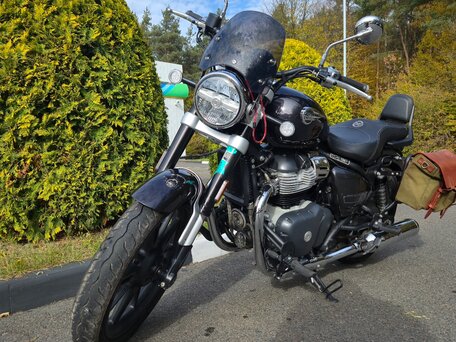 2024 Royal Enfield Super Meteor, чёрный, 550000 рублей, вид 5