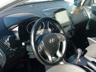 2015 Hyundai ix35 I Рестайлинг, белый, 1400000 рублей, вид 5