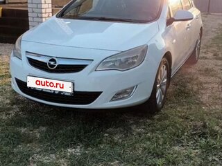 2011 Opel Astra J, белый, 730000 рублей, вид 1