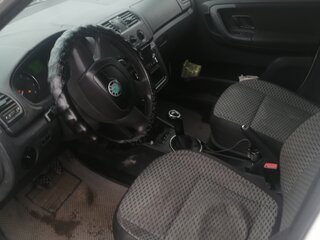 2012 Skoda Fabia II Рестайлинг, белый, 500000 рублей, вид 5