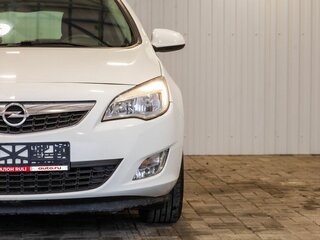 2012 Opel Astra J Рестайлинг, белый, 585000 рублей, вид 5