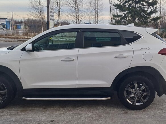 2017 Hyundai Tucson III, белый, 2100000 рублей - вид 4