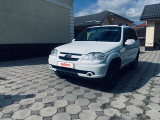 2012 Chevrolet Niva I Рестайлинг, белый, 525000 рублей, вид 5