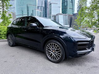 2021 Porsche Cayenne III, синий, 7350000 рублей, вид 3