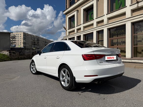 2016 Audi A3 III (8V), белый, 1800000 рублей - вид 6