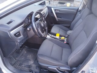 2014 Toyota Corolla XI (E160, E170, E180), серебристый, 1265000 рублей, вид 5