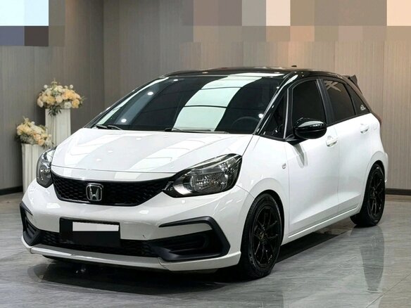 2022 Honda Fit RS IV Рестайлинг, белый