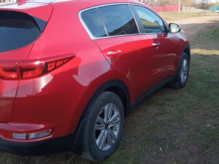 2018 Kia Sportage IV, красный, 1900000 рублей, вид 2